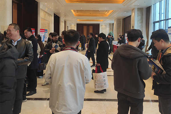 展商展示優(yōu)質(zhì)產(chǎn)品 /cxyq/20250307110428-Fknp7EDmU4SYHOo0Pzg0UsyDWgGS.jpg